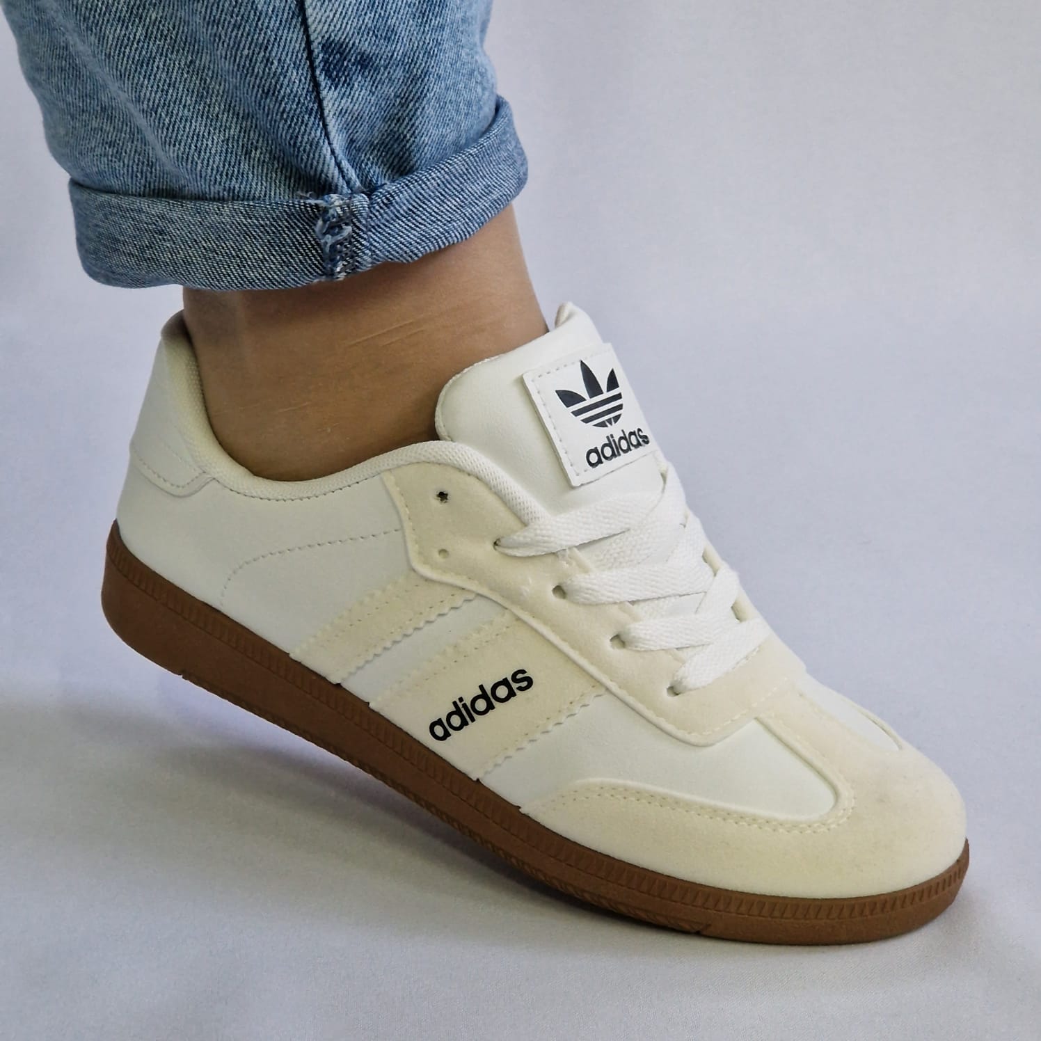 AD 602 branca