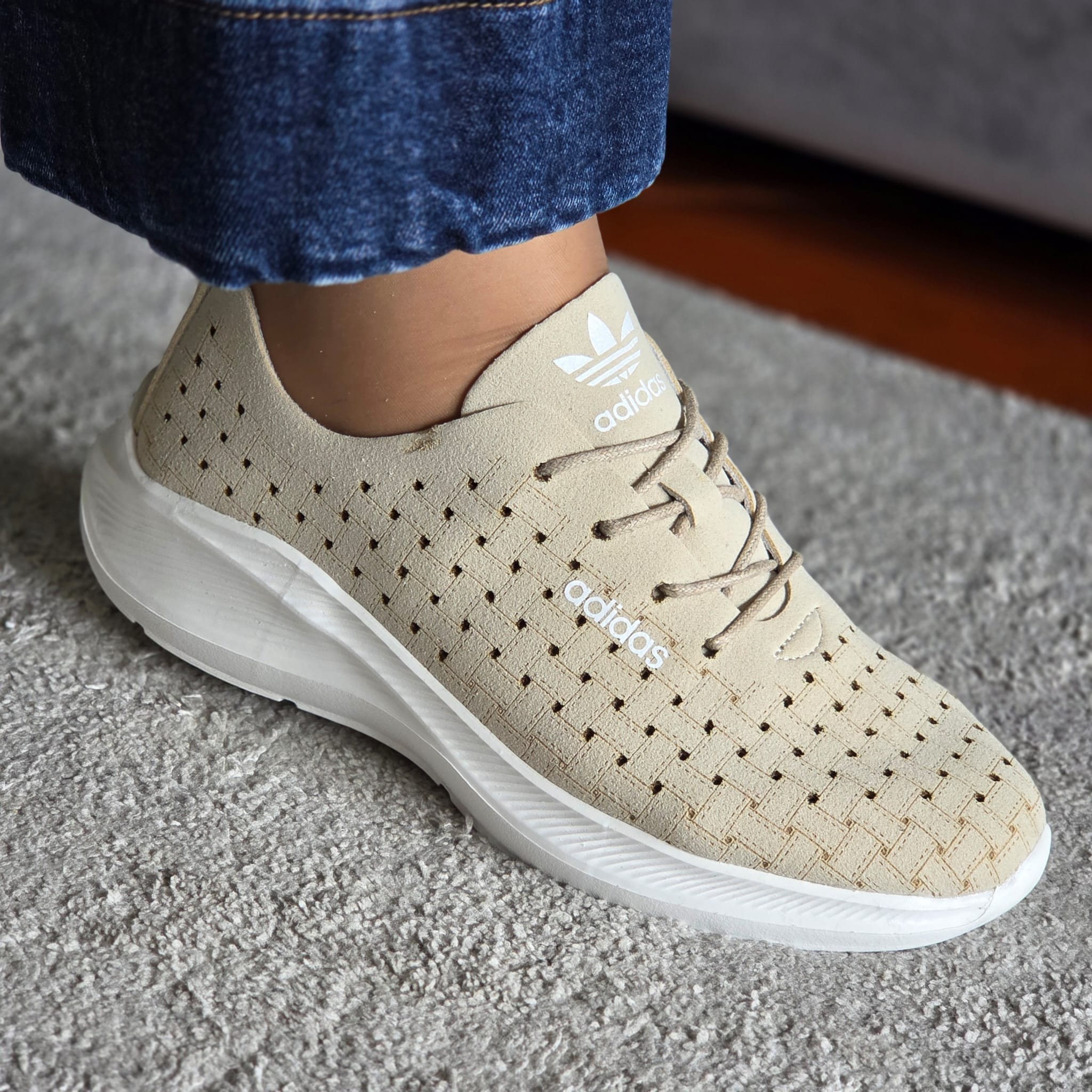 Adidas 305 bege