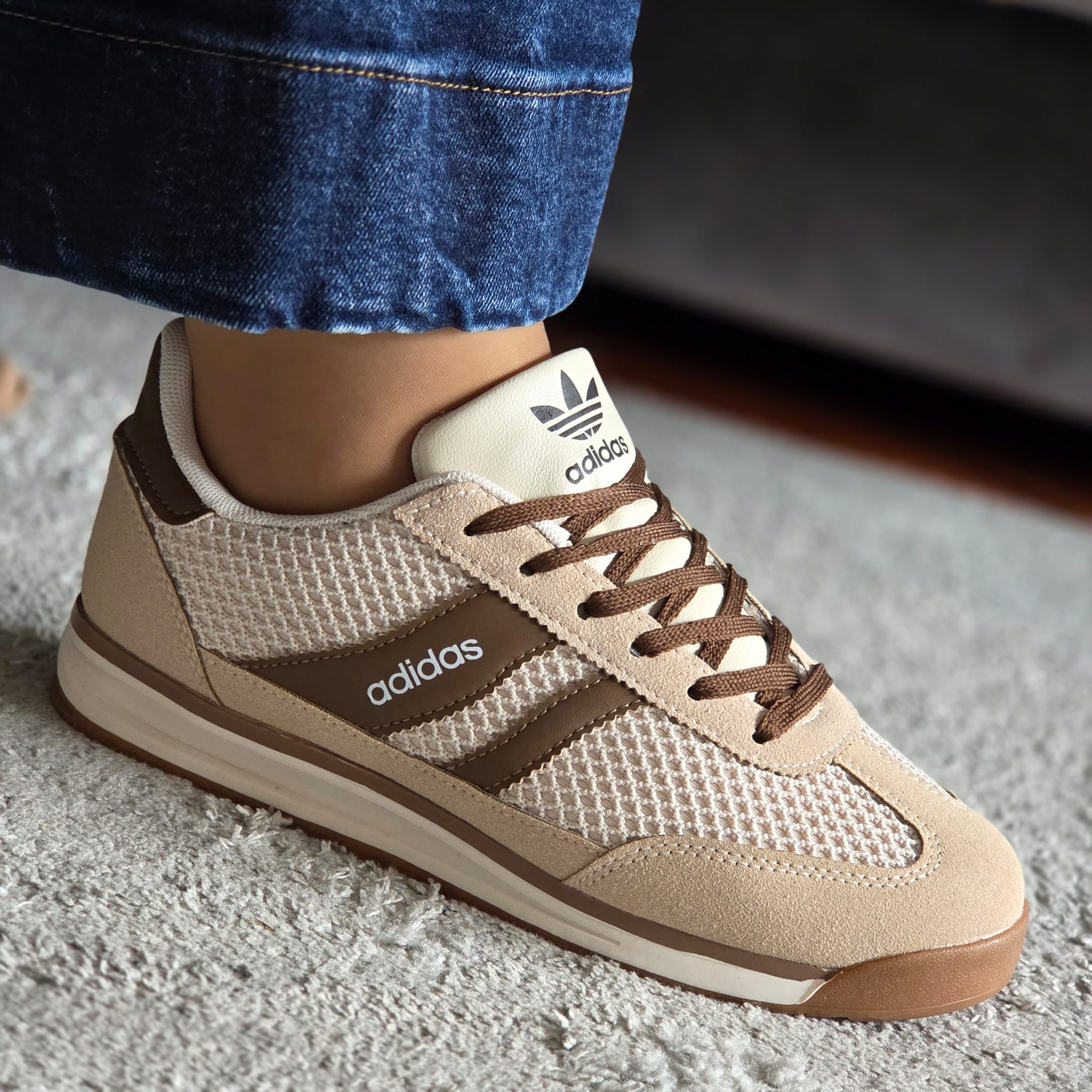 Adidas 245 bege castanho